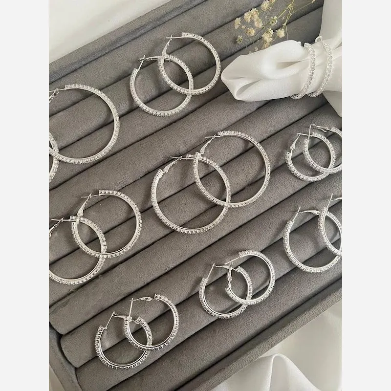گوشواره تنیسی نگینی نقره ای مدل جواهری